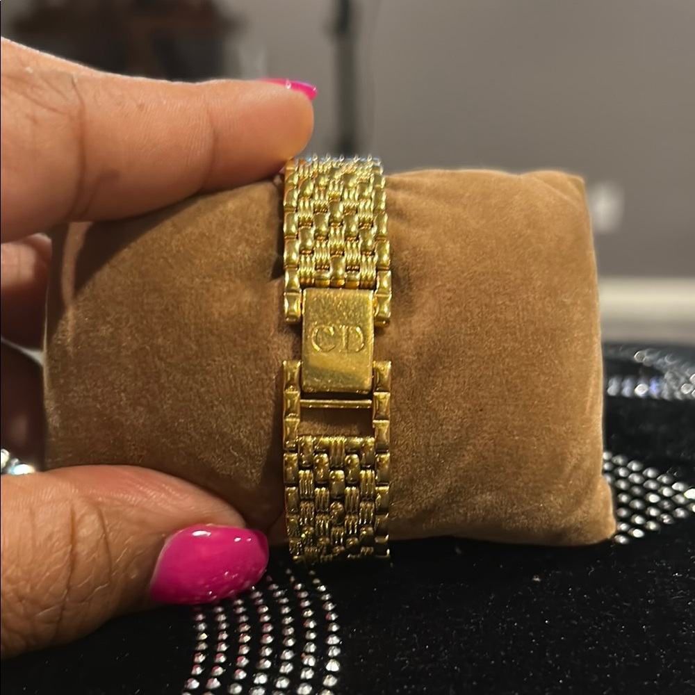 Dior Women Gold plated  Bracelet Watch with Blue Dial - Picture 5 of 13
